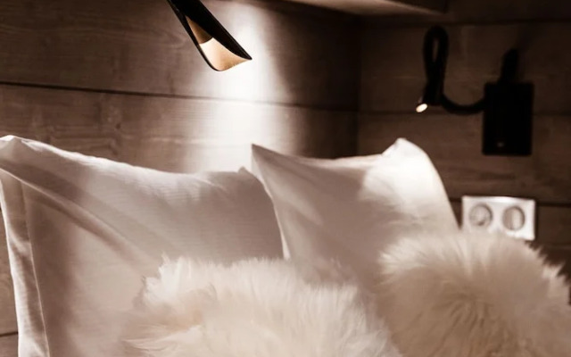 Yellowstone Lodge Chalet 3