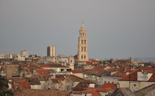 Lovely Apartments Marmont With Balconies in the Heart of Split