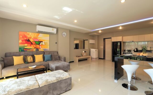 Nai Harn Condominium