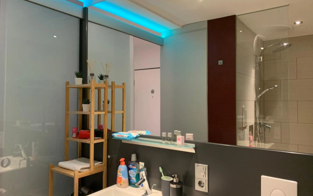 Exklusive Wohlfühloase by Rabe - Parkplatz & free Netflix & Coffee-Bar