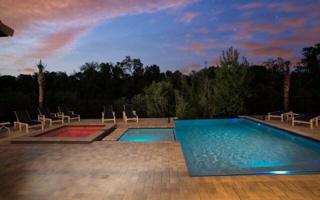 11BR Reunion Pool Home 550 by OVRH