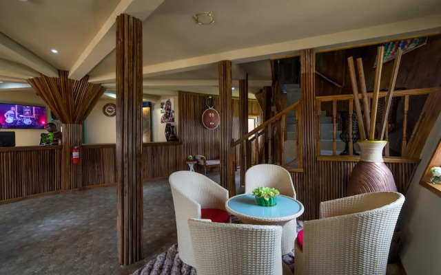Maaha Beach Resort
