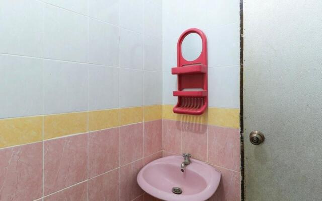 New Valentino Hotel Makassar RedPartner