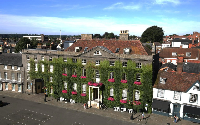 hotelImage