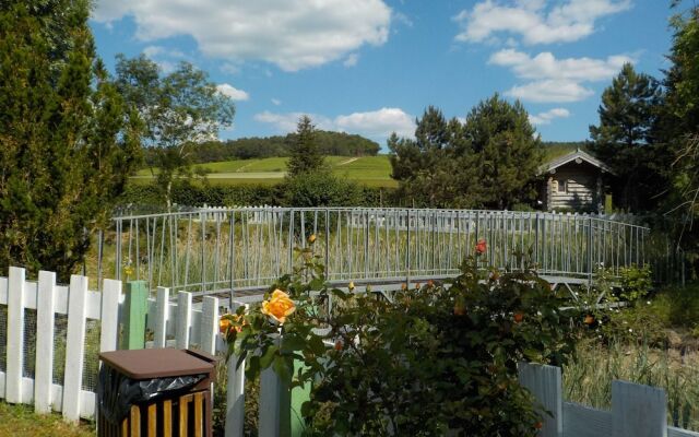 La Colline aux Fustes