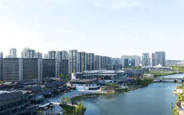 Cixi Sports Center Xinhefang Light Residence Hotel