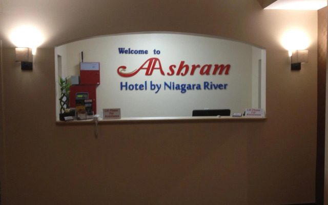 AAshram Hotel by Niagara River