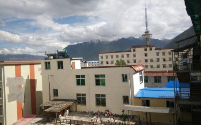 Lhasa Snow Inn
