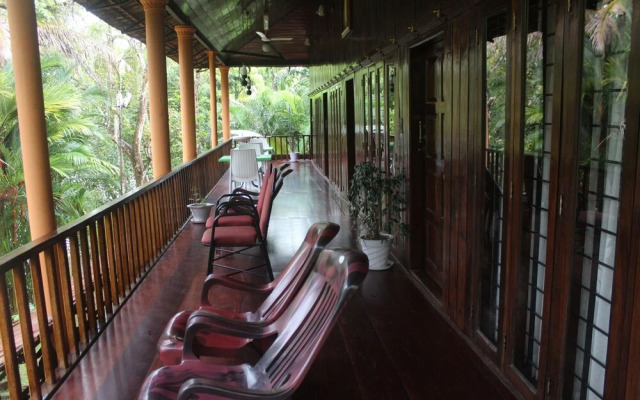 Backwater Retreat - Honeymoon House