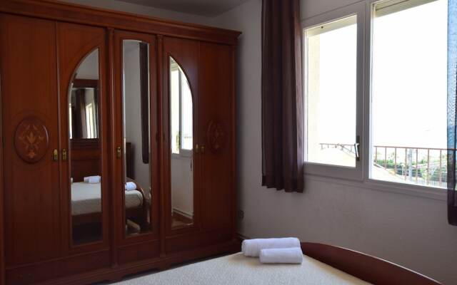 HomeHolidaysRentals Lluria - Costa Barcelona