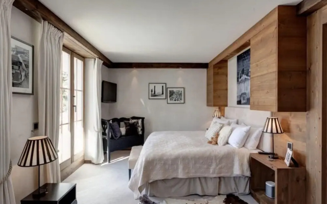 7-bedroom Chalet With Private Pool