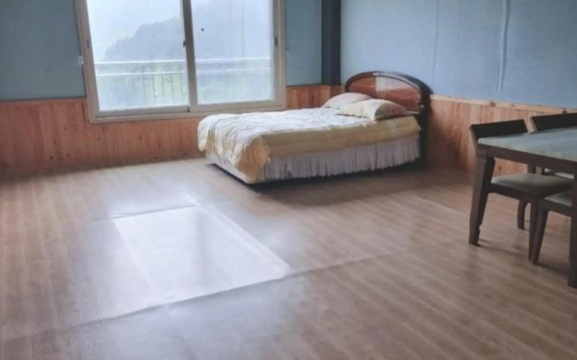 Gimhae Solar House Pension