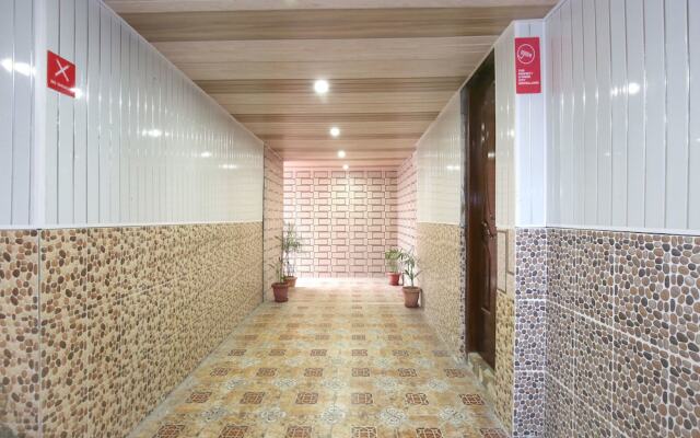 Hotel sai taj Deluxe
