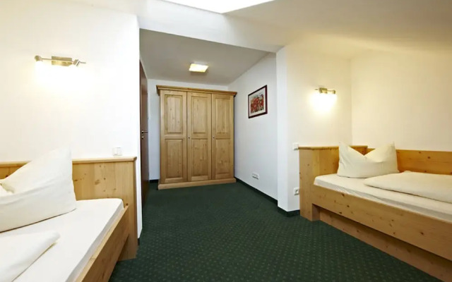 Hotel Alpspitz B&B