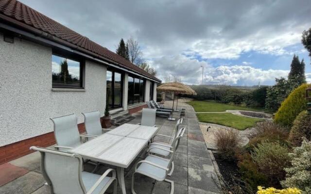 Relax at the Blue Spa House in the Highlands