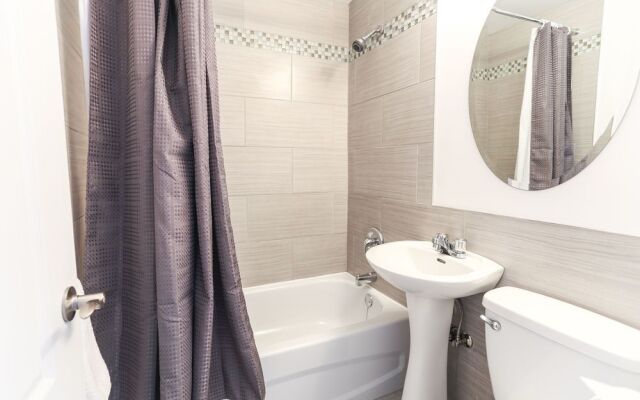 Modern Studio In Downtown Mtl By Sonder