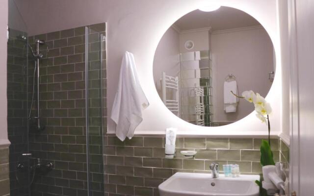Omart Hotel-Gallery