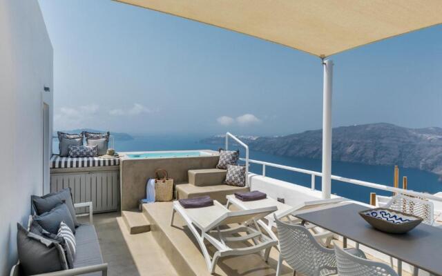 The 360° Caldera view house by Caldera Houses