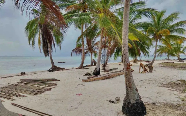 Paradise Over the Water Cabins in San Blas