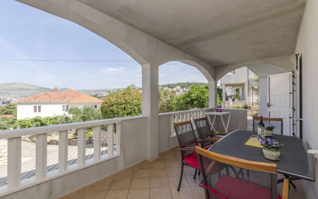 Apartments Marin
