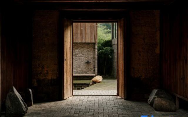 Yunshui Ruyi Travel And DL Tulou Culture B&B