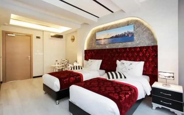 Taksim Doorway Suites