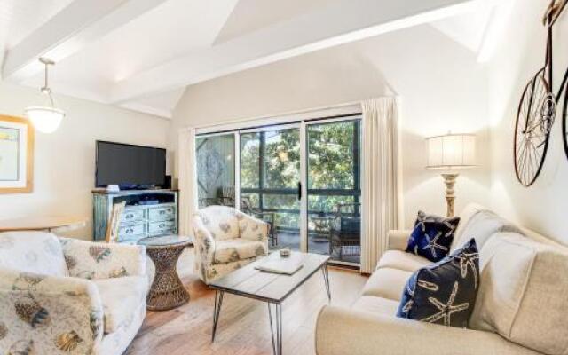 1414 Courtside Villa