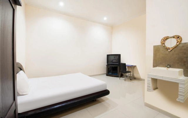 OYO Life 3053 Kost Putra Mm