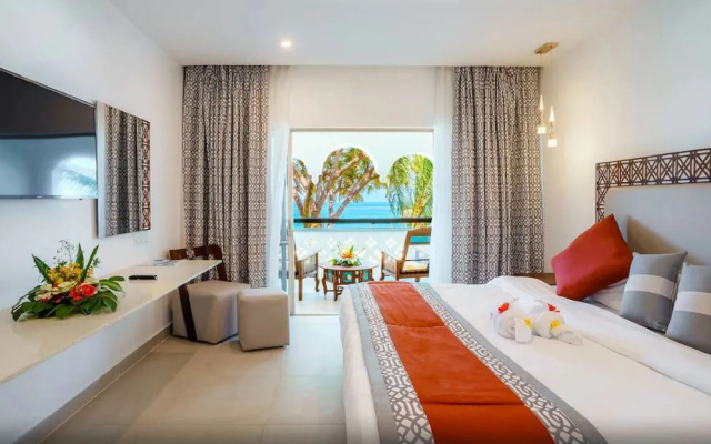 Southern Palms Beach Club