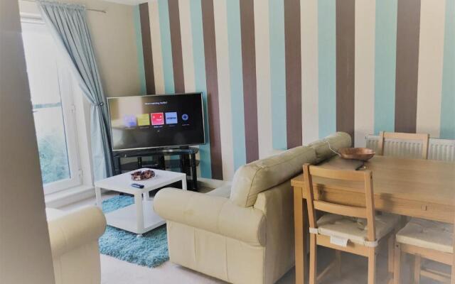 Central 2 bedroom apartment