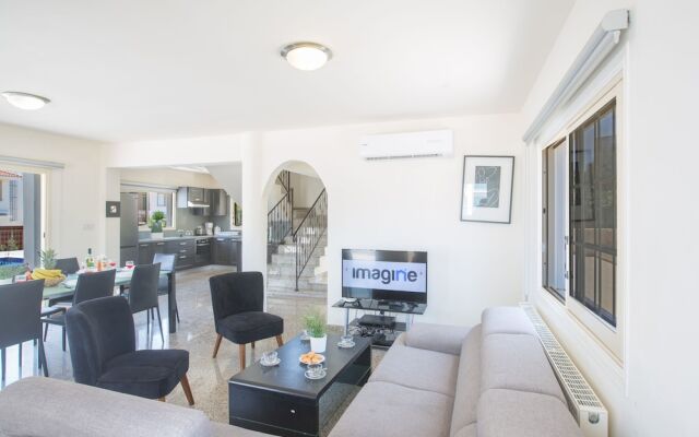 Protaras Holiday Villa Dv16