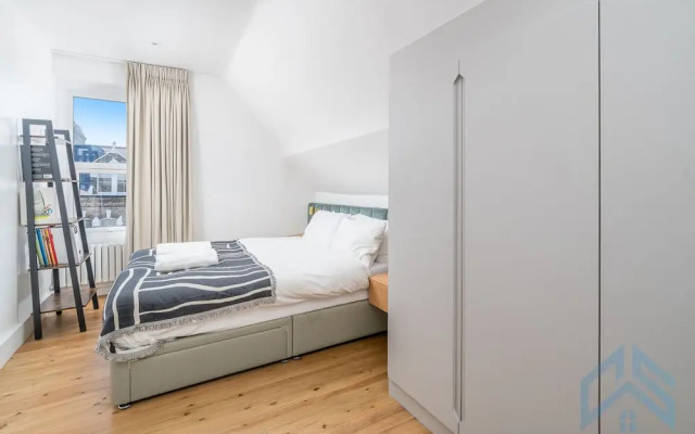 Quirky Unique 2BR Central Location