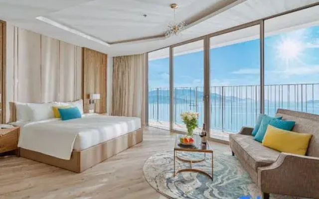 M-Ocean Panorama Nha Trang Apartment by SanVilla