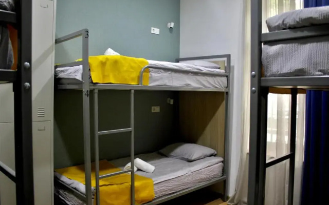 Queen Hostel