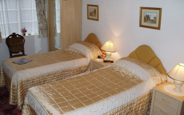 Coppers End Guest House