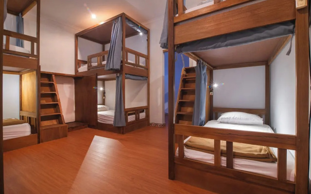 Simpang Inn Hostel