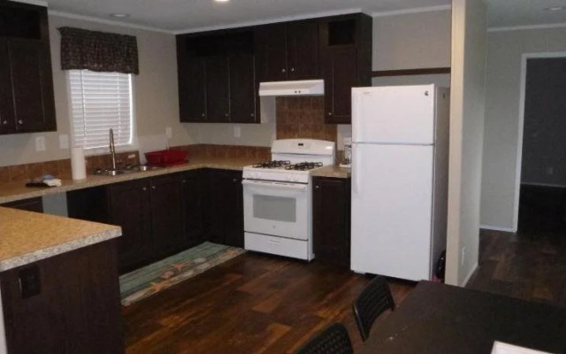 Double Barr Cottages