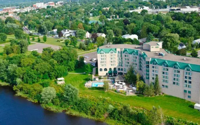 Delta Fredericton Hotel