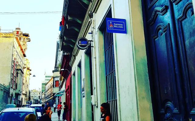 Hostal MVD Port