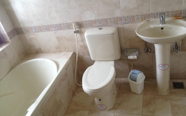 Vardan Resort n' Apartment