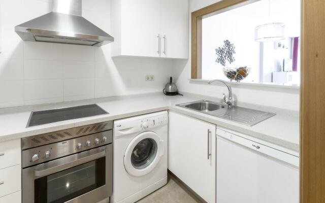 AIRE - Apartment with shared pool in Oliva Nova. Free WiFi