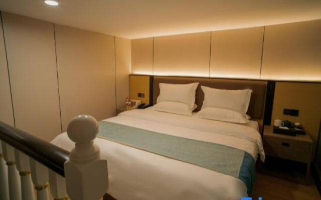 Unitour Hotel (Huanjiang, Hechi)