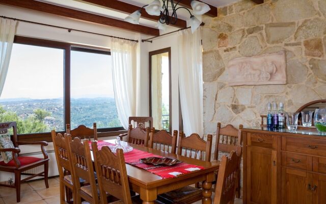 Family Friendly Villa Hermes With Private Pool