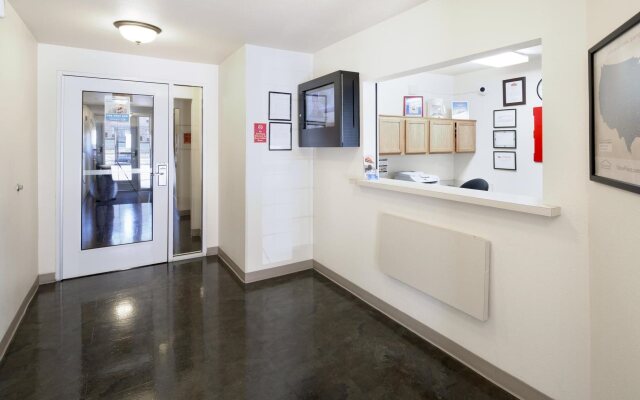 WoodSpring Suites Denton