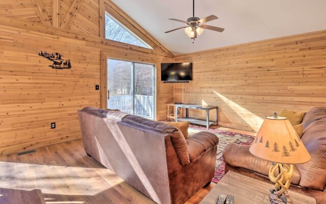 Hike & Swim: Family Home in Albrightsville!