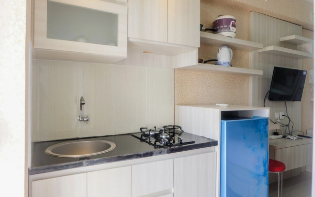 Studio Room at Bassura City Apartment near Mall