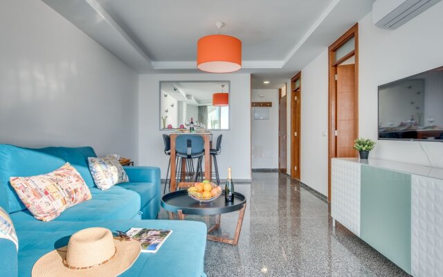 Y14a. Unique Sea View Apartment in Playa las Américas