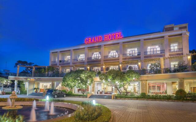 Grand Hotel