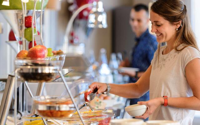 Mercure Thalasso and Spa Port Frejus