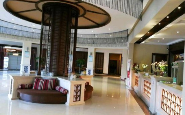 Xianshan Liuyun Holiday Hotel